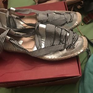 TOPSHOP leather sandals in silver, exclusive.